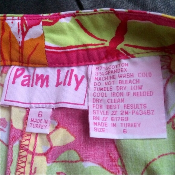 Palm Lily daisy butterfly print capris - Picture 4 of 6